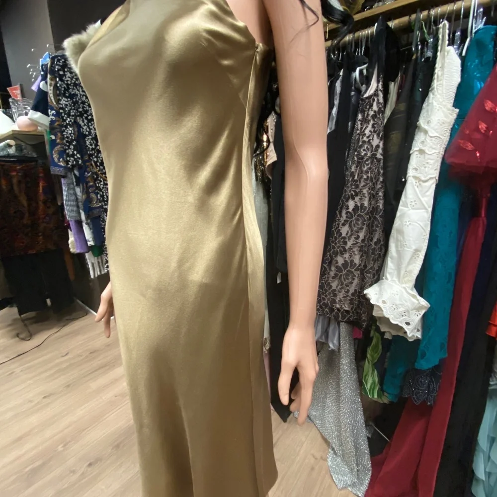 Ralph Lauren Champagne One Shoulder Dress - Picture 5 of 5